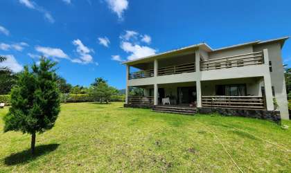  Property for Sale - House - chamarel  
