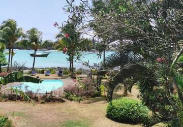  Property for Sale - Apartment on the beach - grand-baie  